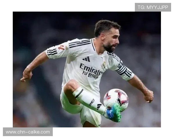 皇马球员卡瓦哈尔争议红牌,球队连续四场遭遇减员 皇马球员卡瓦哈尔争议红牌,球队连续四场遭遇减员